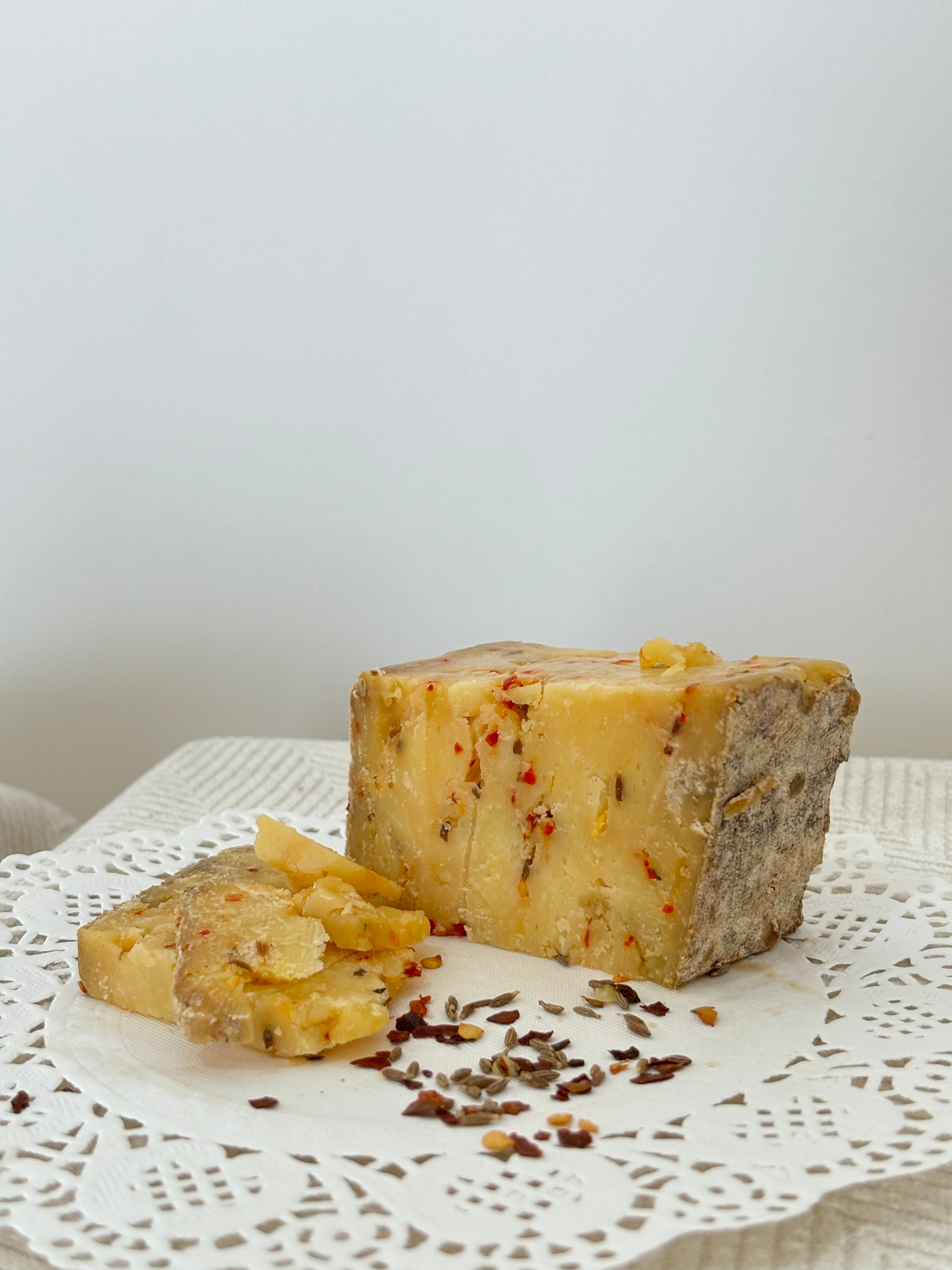 Chilli Cumin Cheddar Style Cheese - 150 gms
